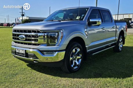 Silver 2023 Ford F150 Double Cab Pick Up Lariat SWB (4WD)