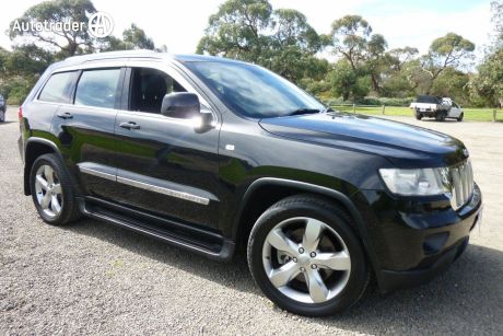 Black 2012 Jeep Grand Cherokee Wagon Laredo (4X4)