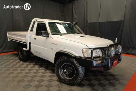 White 2007 Nissan Patrol Leaf Cab Chassis DX (4X4)