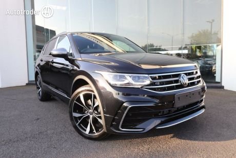 Black 2024 Volkswagen Tiguan Wagon Allspace 162TSI R-Line