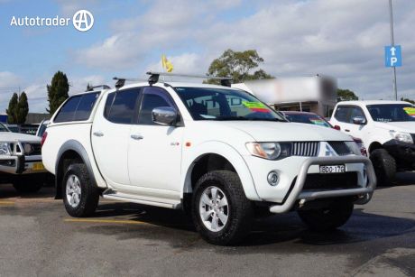 White 2007 Mitsubishi Triton Double Cab Utility GLX-R (4X4)