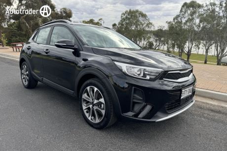 Black 2024 Kia Stonic Wagon Sport