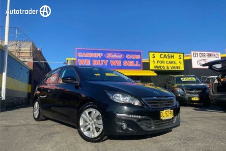 Black 2016 Peugeot 308 Hatchback Active