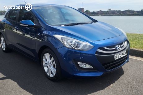Blue 2014 Hyundai I30 Hatchback Trophy