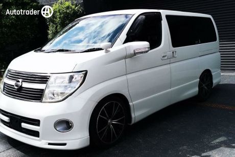 White 2009 Nissan Elgrand Commercial Highway Star