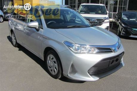 Silver 2019 Toyota Corolla Wagon Fielder Hybrid