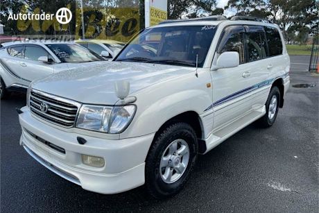 White 1998 Toyota Landcruiser Wagon GXV (4X4)