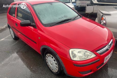Red 2005 Holden Barina Hatchback