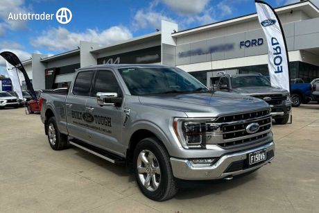 Silver 2023 Ford F150 Double Cab Pick Up Lariat LWB (4WD)