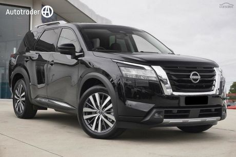 White 2023 Nissan Pathfinder Wagon TI-L (4WD)