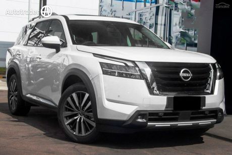 White 2023 Nissan Pathfinder Wagon TI-L (4WD)