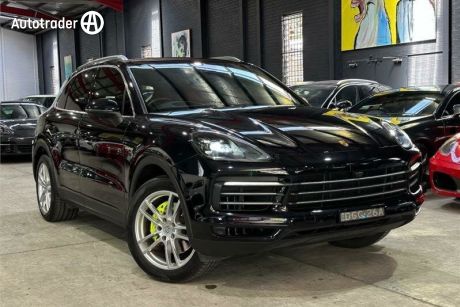 Black 2021 Porsche Cayenne Wagon E-Hybrid