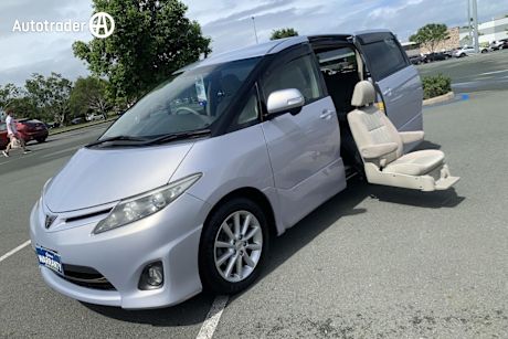 Silver 2009 Toyota Estima Wagon Aeras