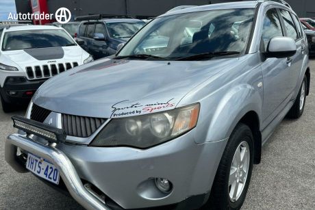 Silver 2008 Mitsubishi Outlander Wagon LS (7 Seat)