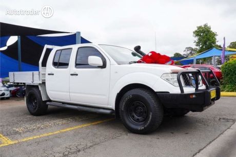 White 2012 Nissan Navara Dual Cab Pick-up RX (4X4)