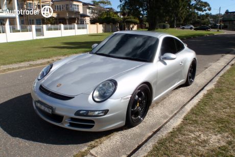 Silver 2005 Porsche 911 Coupe Carrera