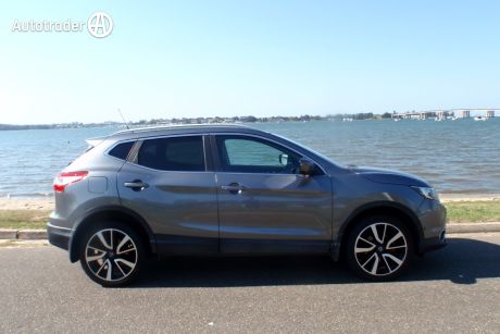 Grey 2017 Nissan Qashqai Wagon TI (4X2)