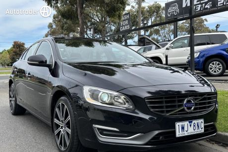Black 2014 Volvo S60 Sedan T5 Luxury