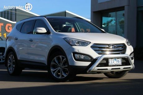 White 2012 Hyundai Santa FE Wagon