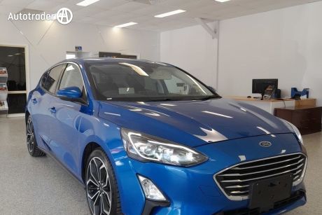 Blue 2019 Ford Focus Hatchback Titanium