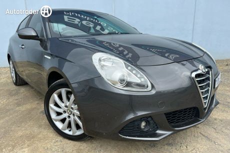 Grey 2011 Alfa Romeo Giulietta Hatchback 1.4