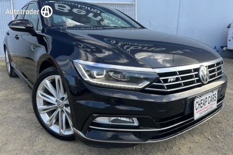 Black 2015 Volkswagen Passat Sedan 140 TDI Highline