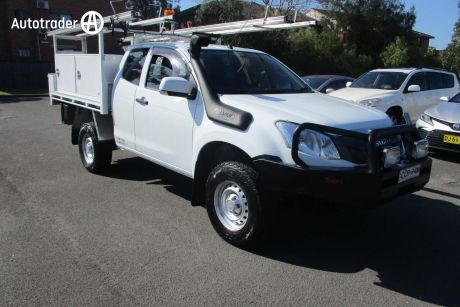 White 2016 Isuzu D-MAX Space Cab Chassis SX (4X4)