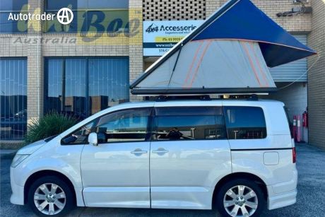 White 2007 Mitsubishi Delica Commercial