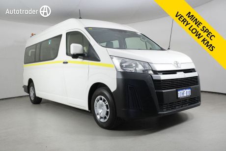 White 2019 Toyota HiAce Bus Commuter (12 Seats)