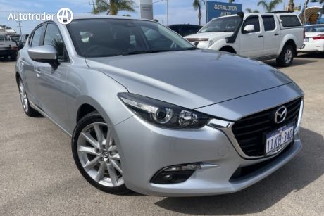 Silver 2017 Mazda 3 Hatchback SP25
