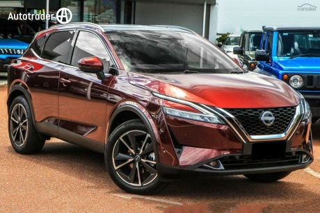 Red 2023 Nissan Qashqai Wagon TI 2-Tone