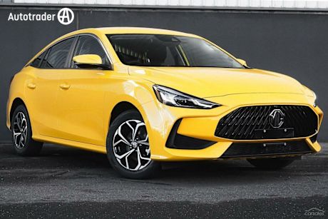 Yellow 2024 MG MG5 Sedan Vibe