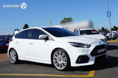 White 2016 Ford Focus Hatchback RS