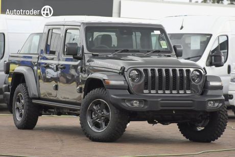 Grey 2023 Jeep Gladiator Dual Cab Utility Rubicon (4X4)
