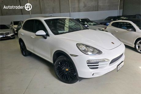White 2014 Porsche Cayenne Wagon Diesel