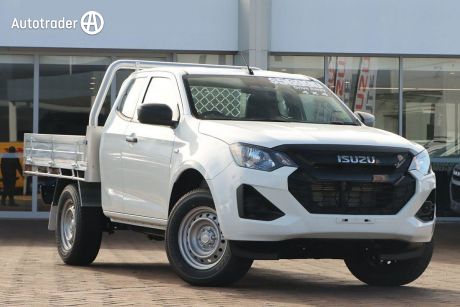 White 2024 Isuzu D-MAX Space Cab Chassis SX (4X4)