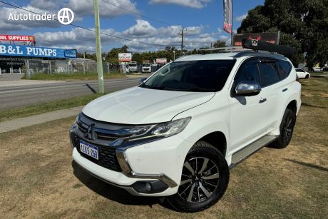 White 2016 Mitsubishi Pajero Sport Wagon Exceed (4X4) 7 Seat