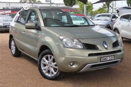 Green 2009 Renault Koleos Wagon Dynamique (4X4)