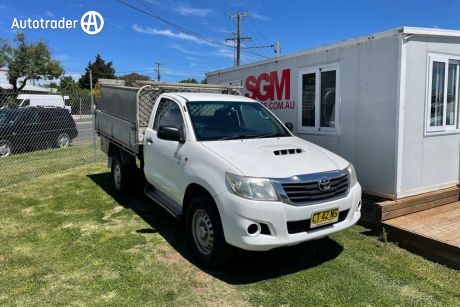 White 2013 Toyota Hilux Ute Tray SR (4x4) KUN26R MY12