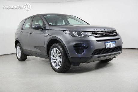 Grey 2018 Land Rover Discovery Wagon TD4 SE