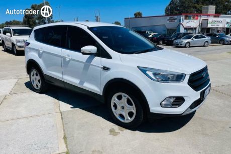 White 2018 Ford Escape Wagon Ambiente (fwd)