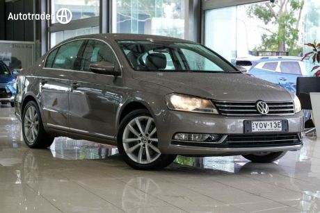 Grey 2011 Volkswagen Passat Sedan 125 TDI Highline