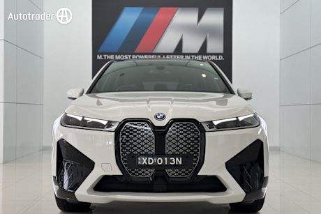 White 2022 BMW IX Wagon M60