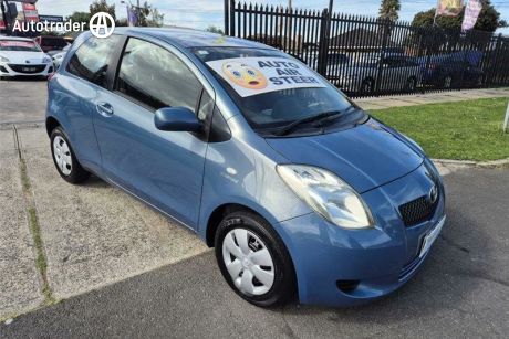 Grey 2007 Toyota Yaris Hatchback YR