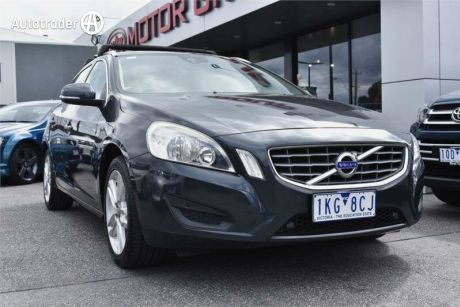 Grey 2013 Volvo V60 Wagon T4