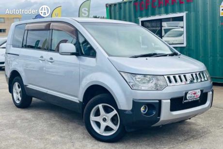 Silver 2007 Mitsubishi Delica D5 Wagon