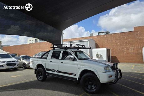 White 2005 Mitsubishi Triton Double Cab Utility GLX-R (4X4)