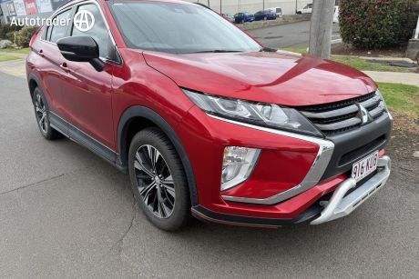 Red 2018 Mitsubishi Eclipse Cross Wagon ES (2WD)