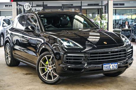 Black 2020 Porsche Cayenne Wagon E-Hybrid