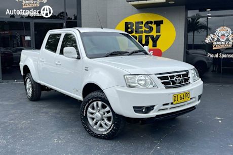 White 2015 Tata Xenon Dual Cab Utility (4X4)